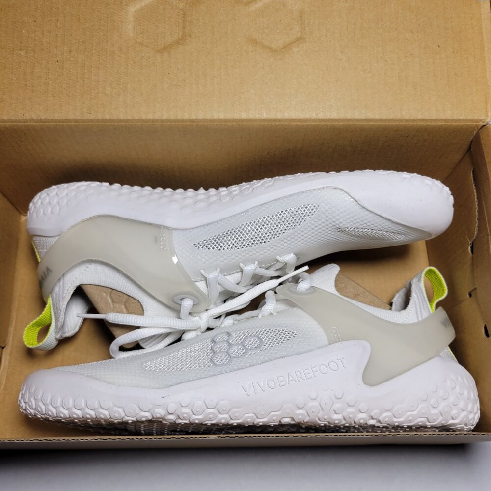 Vivobarefoot Motus Strength Womens in Bright White-Grey - Picture 1 of 13